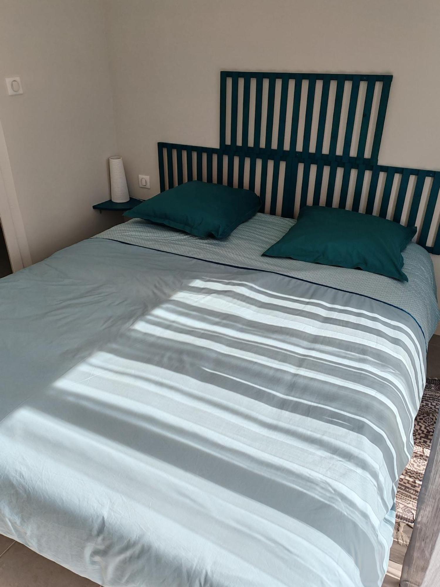 La Revetizon Bed & Breakfast Saint-Pierre-d'Amilly ภายนอก รูปภาพ